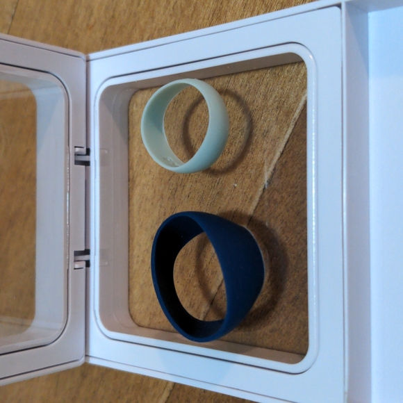 Silicone Wedding Band Set - Picture 3 of 6